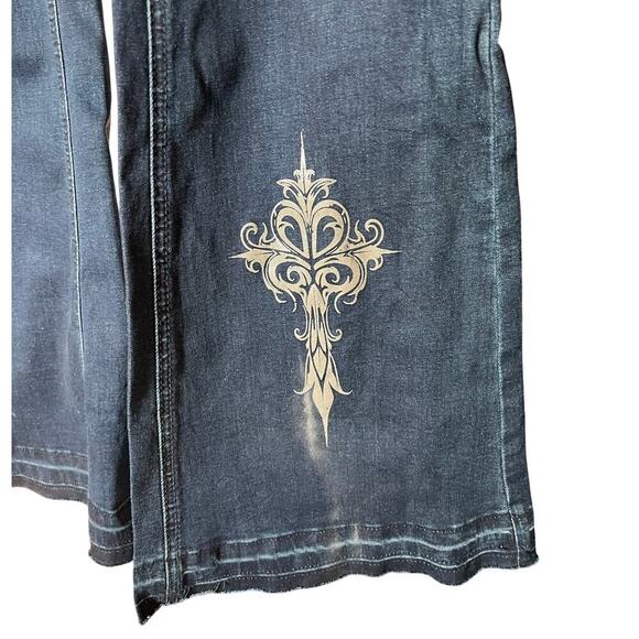 Hot Topic Butterflies & Skulls Low-Rise Girls Flare Jean, Y2K, Gothic, Size 7 - Picture 3 of 14